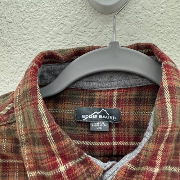 Eddie Bauer Plaid Flannel Long Sleeve Button Up Shirt EMT13795 Mens size Medium - Picture 2 of 6